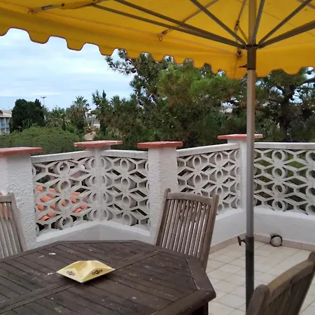 Bel Avec Prestations Et Terrasse קאנט אן רוסיון